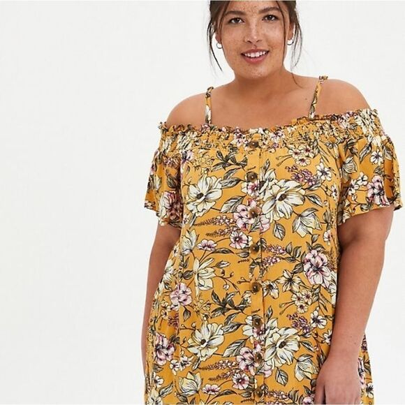 NWT TORRID TOP yellow floral Gauze smocked cold sh - Picture 2 of 6